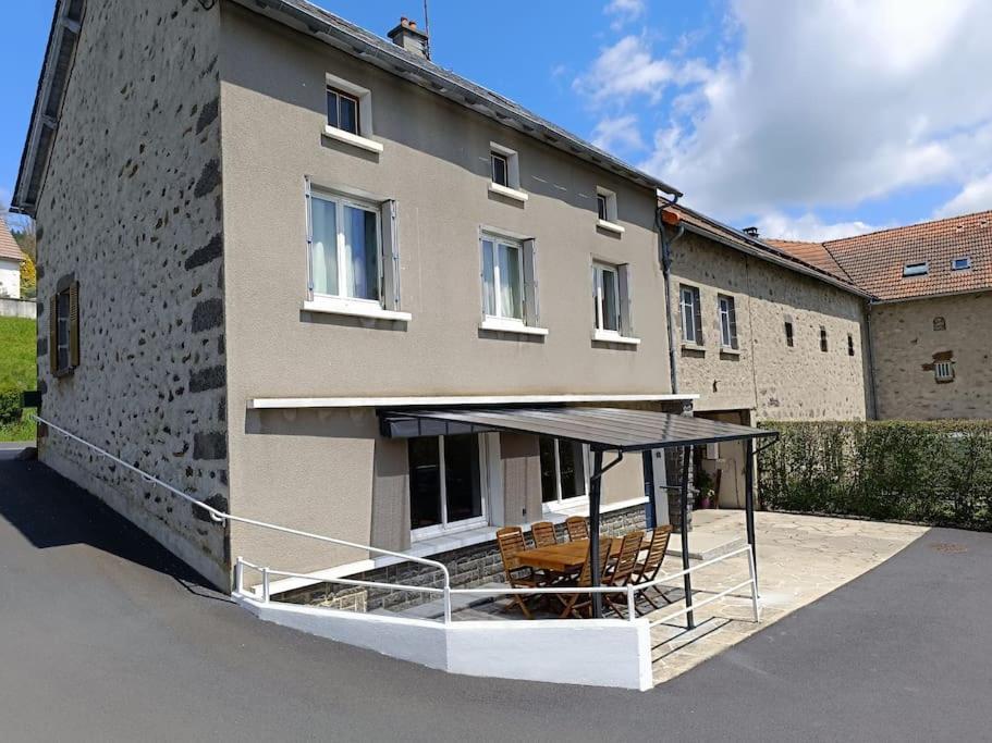 Maison L'Hostal Saura Y Roja Andelat Exteriör bild